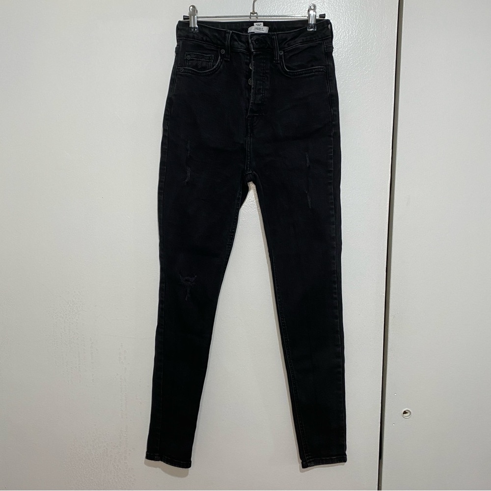 Women's Black High-Waisted Jeans